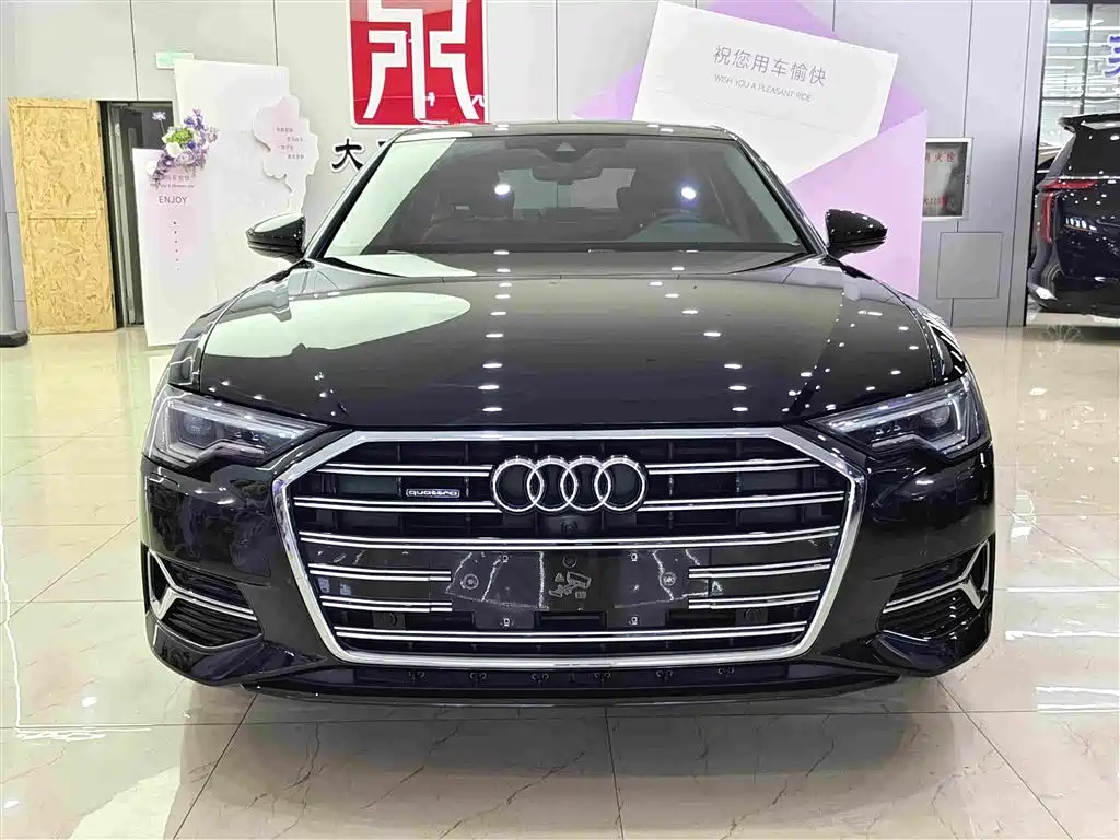 Audi A6L — фото 2