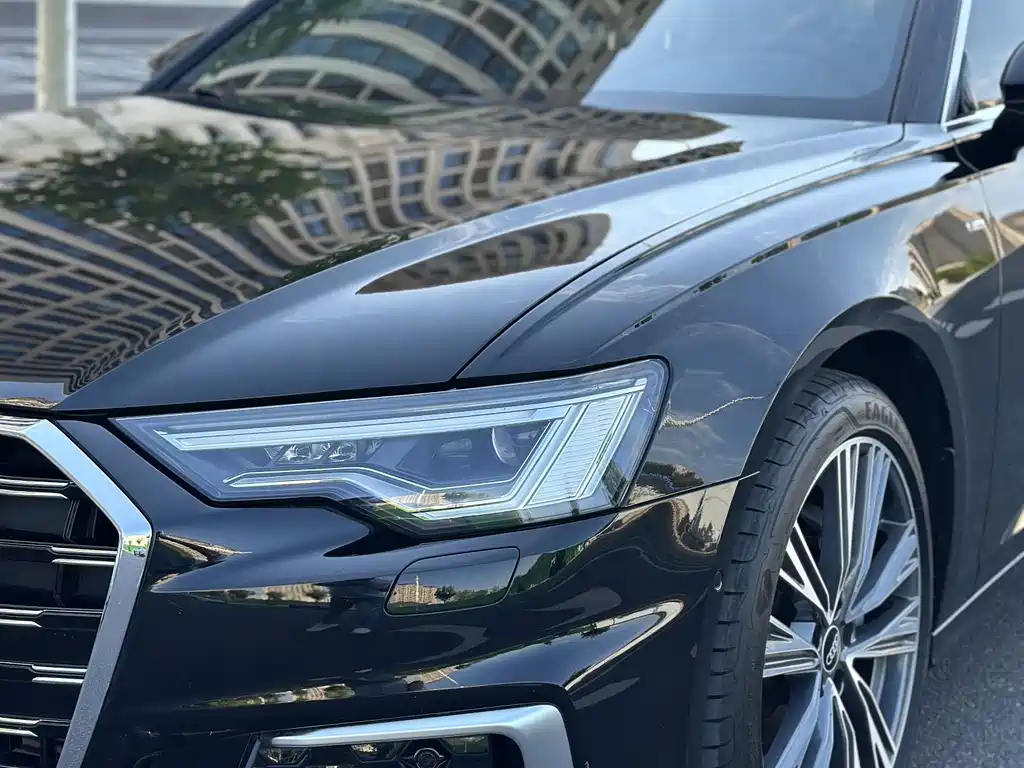 Audi A6L — фото 9
