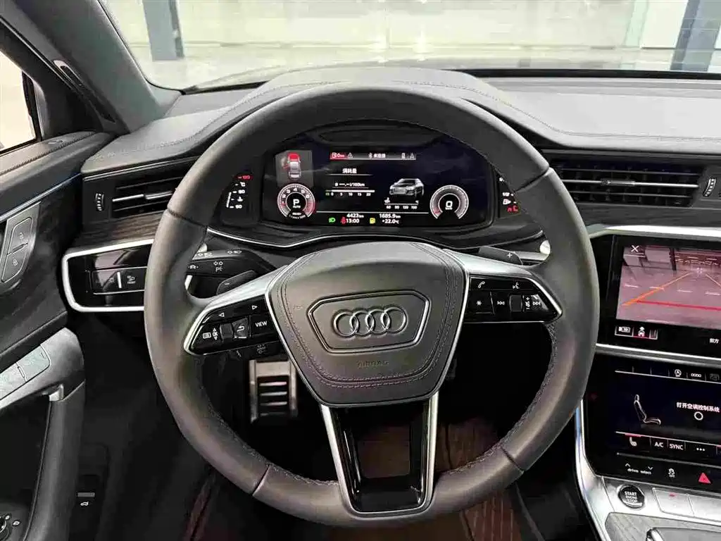Audi A6L — фото 8