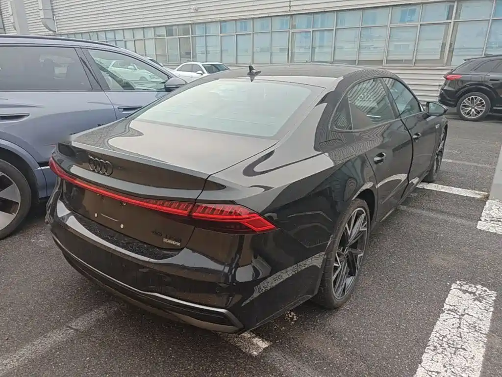 Audi A7L — фото 4