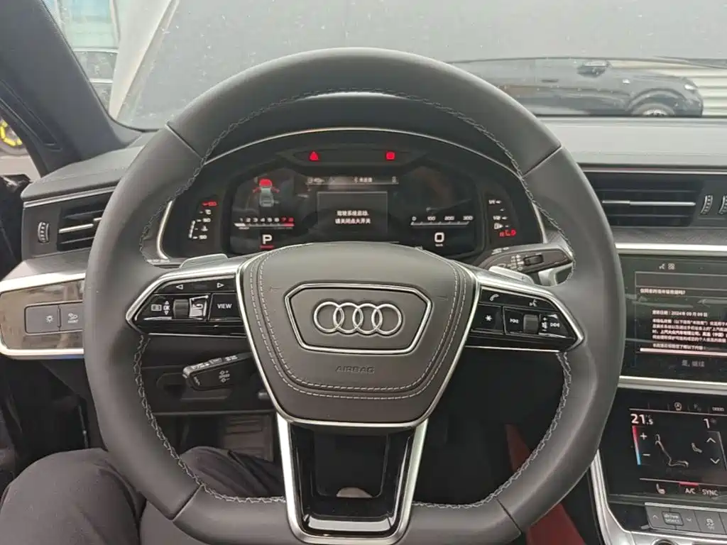 Audi A7L — фото 6