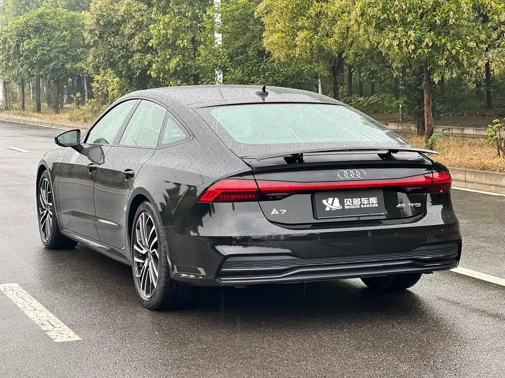 Audi A7 — фото 5