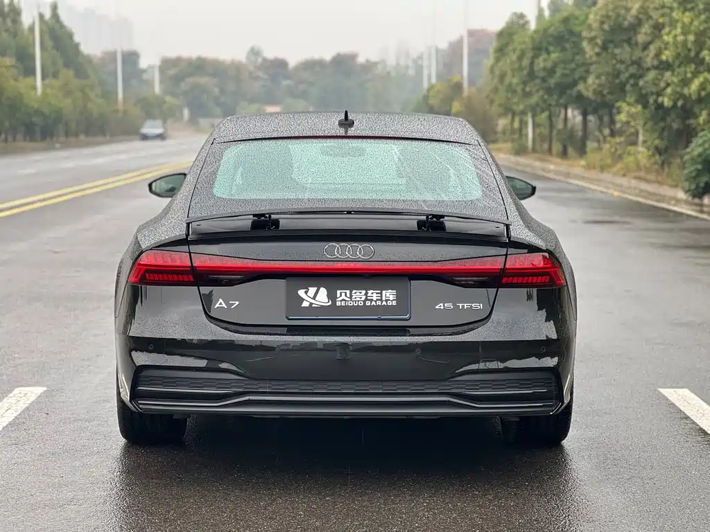 Audi A7 — фото 6