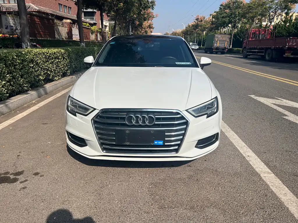 Audi A3 — фото 2