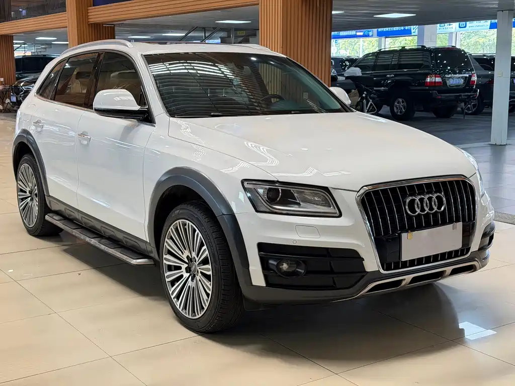 Audi Q5 — фото 3