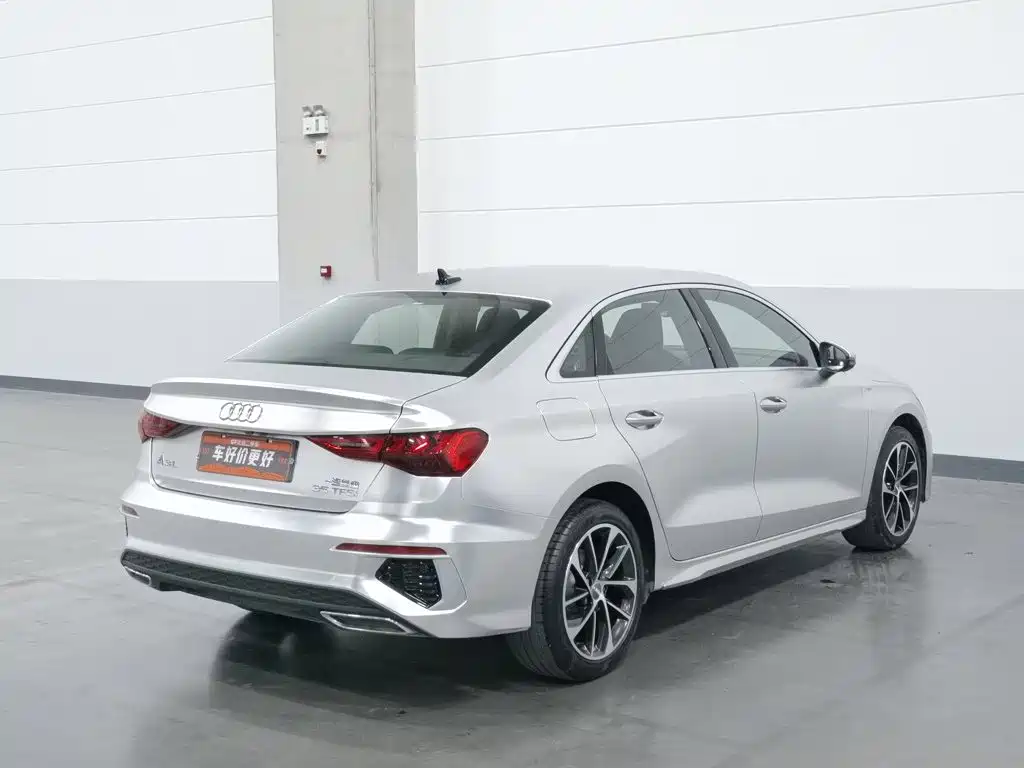 Audi A3 — фото 2