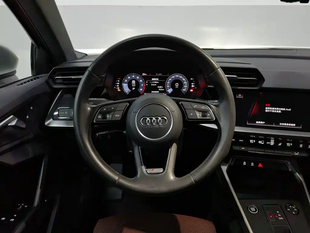 Audi A3 — фото 11