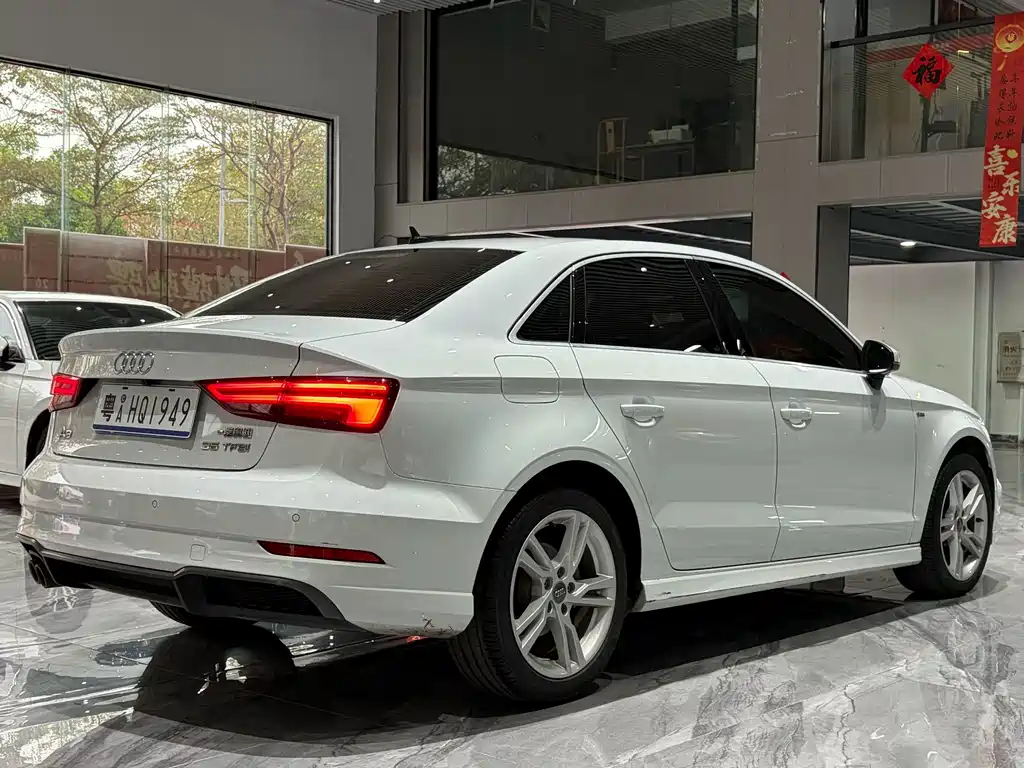 Audi A3 — фото 29