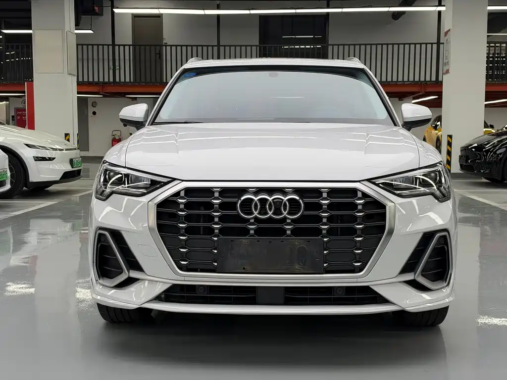 Audi Q3 — фото 2