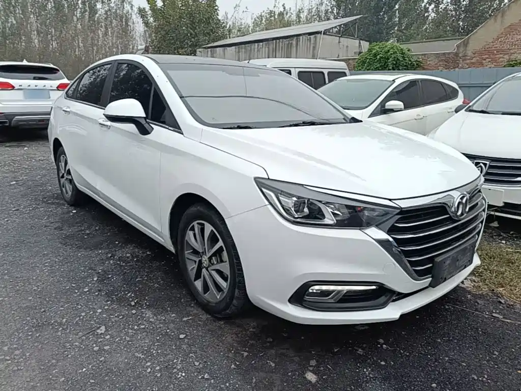BAIC Senova D50 — фото 3