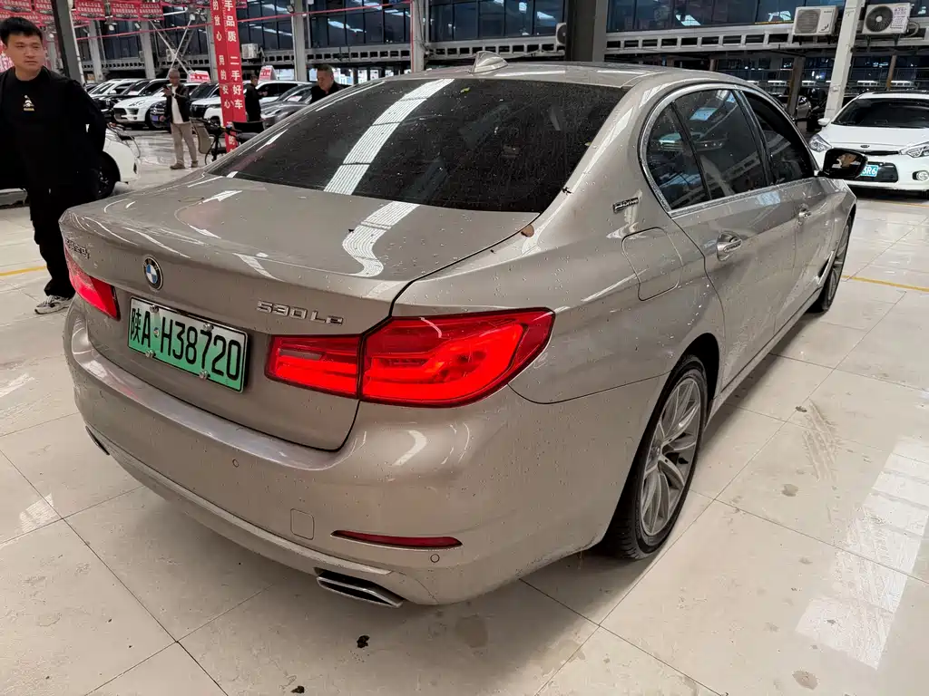 BMW 5 Series New Energy — фото 5