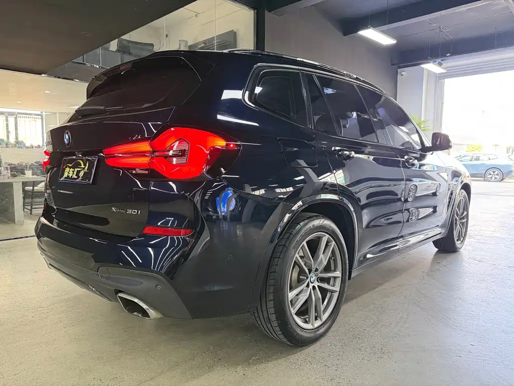 BMW X3 — фото 13