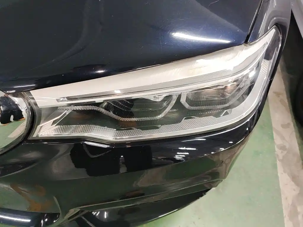 BMW 5 Series — фото 23