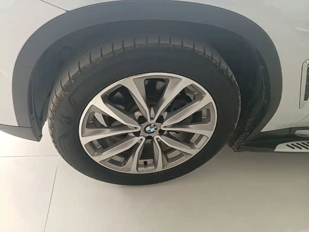 BMW X3 — фото 22