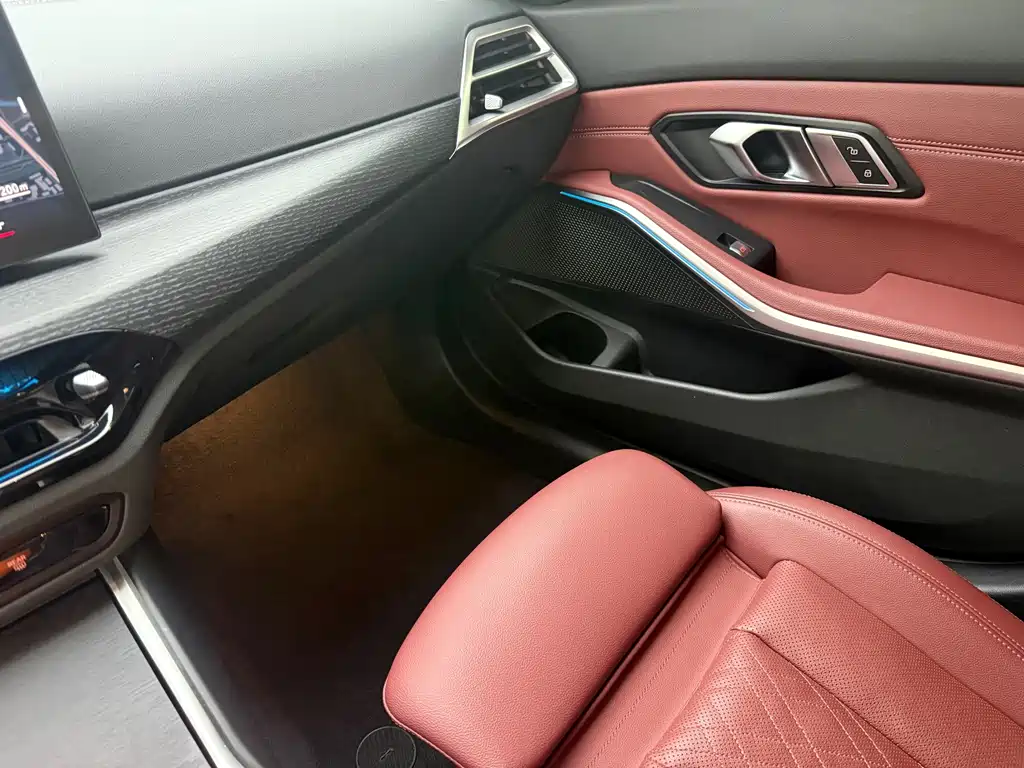 BMW 3 Series — фото 10