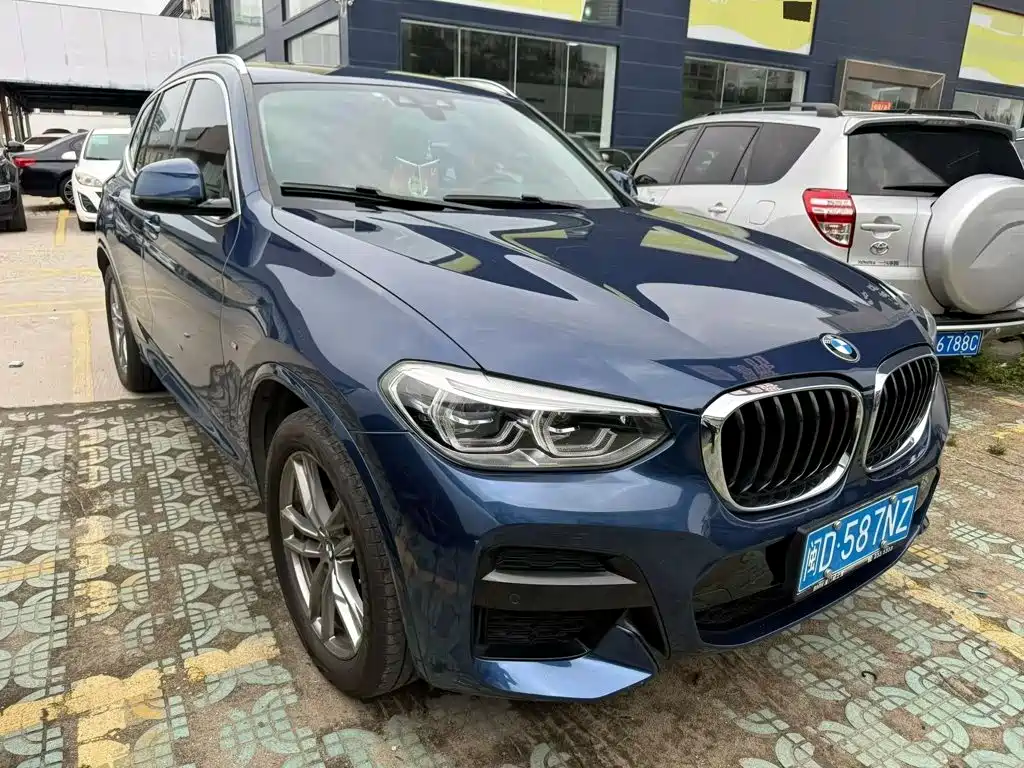 BMW X3 — фото 3