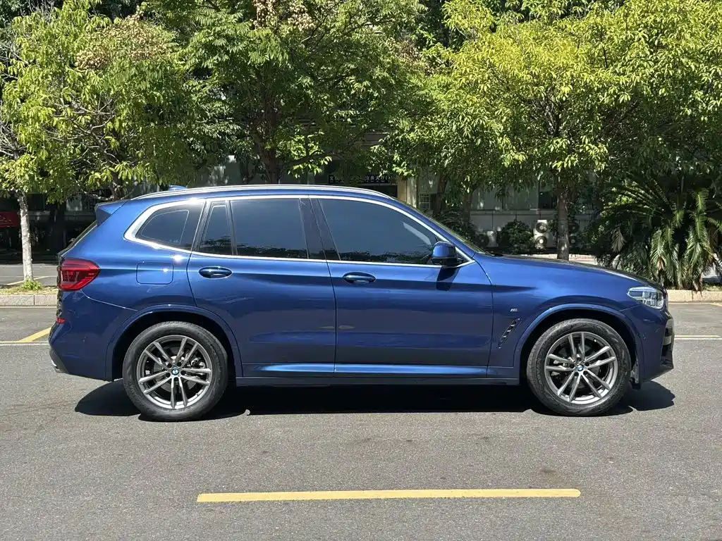 BMW X3 — фото 7