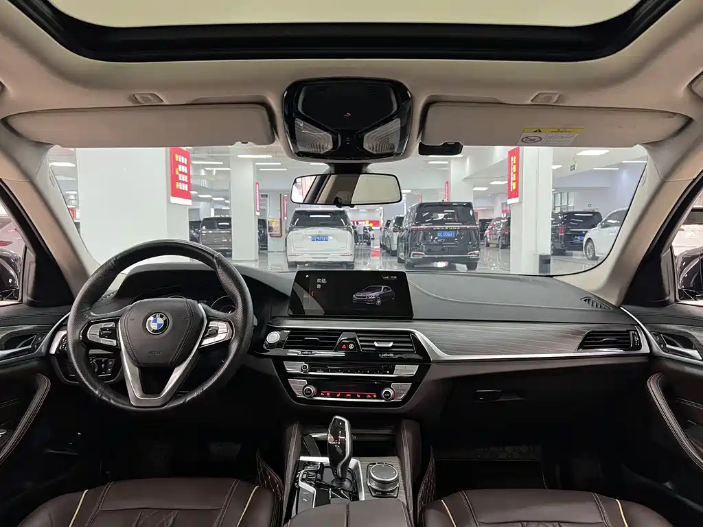 BMW 5 Series New Energy — фото 5