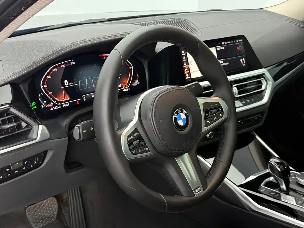 BMW 3 Series — фото 14