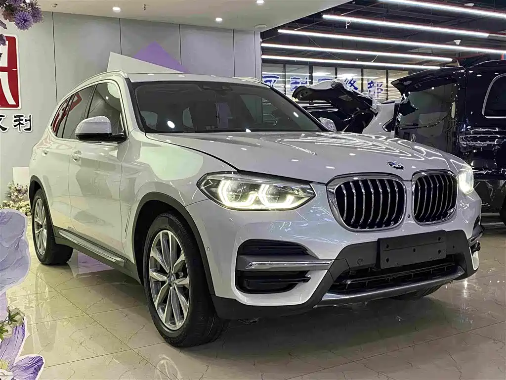 BMW X3 — фото 3