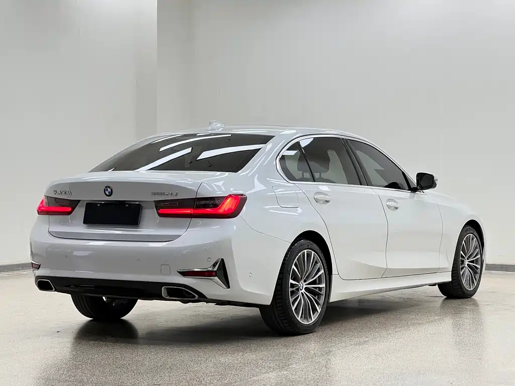 BMW 3 Series — фото 5
