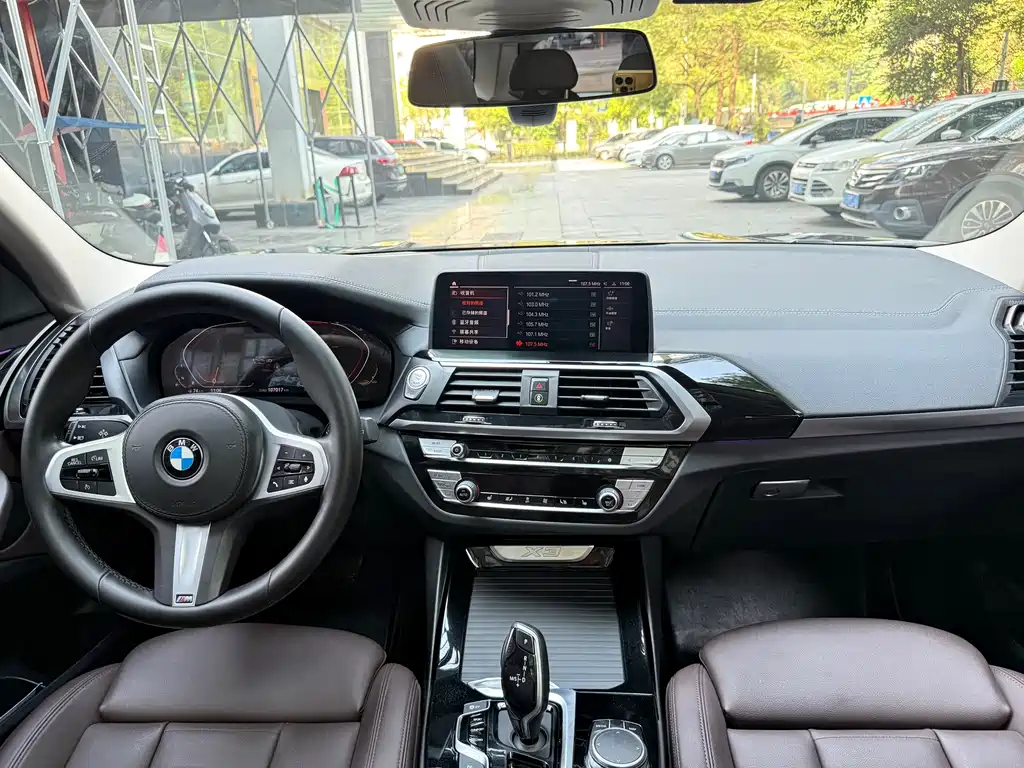 BMW X3 — фото 14