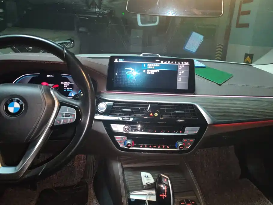 BMW 5 Series New Energy — фото 13