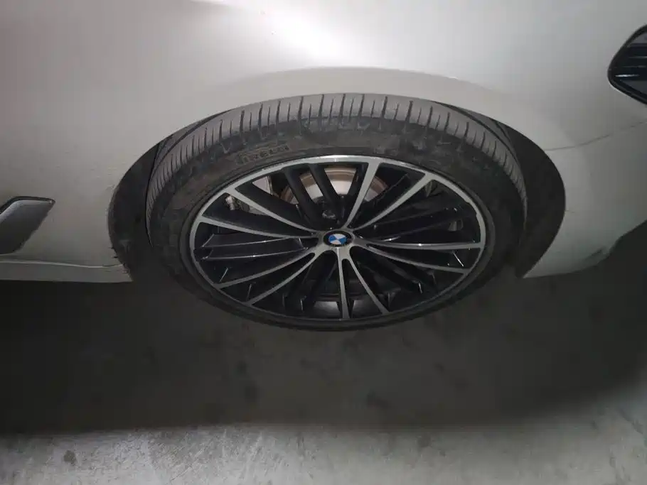 BMW 5 Series New Energy — фото 6