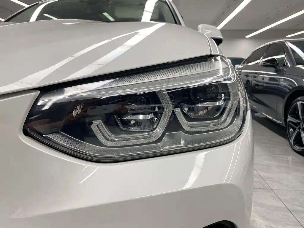 BMW X3 — фото 25
