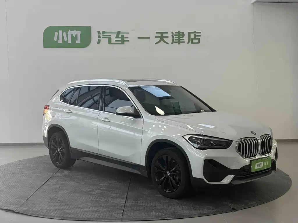 BMW X1 — фото 2