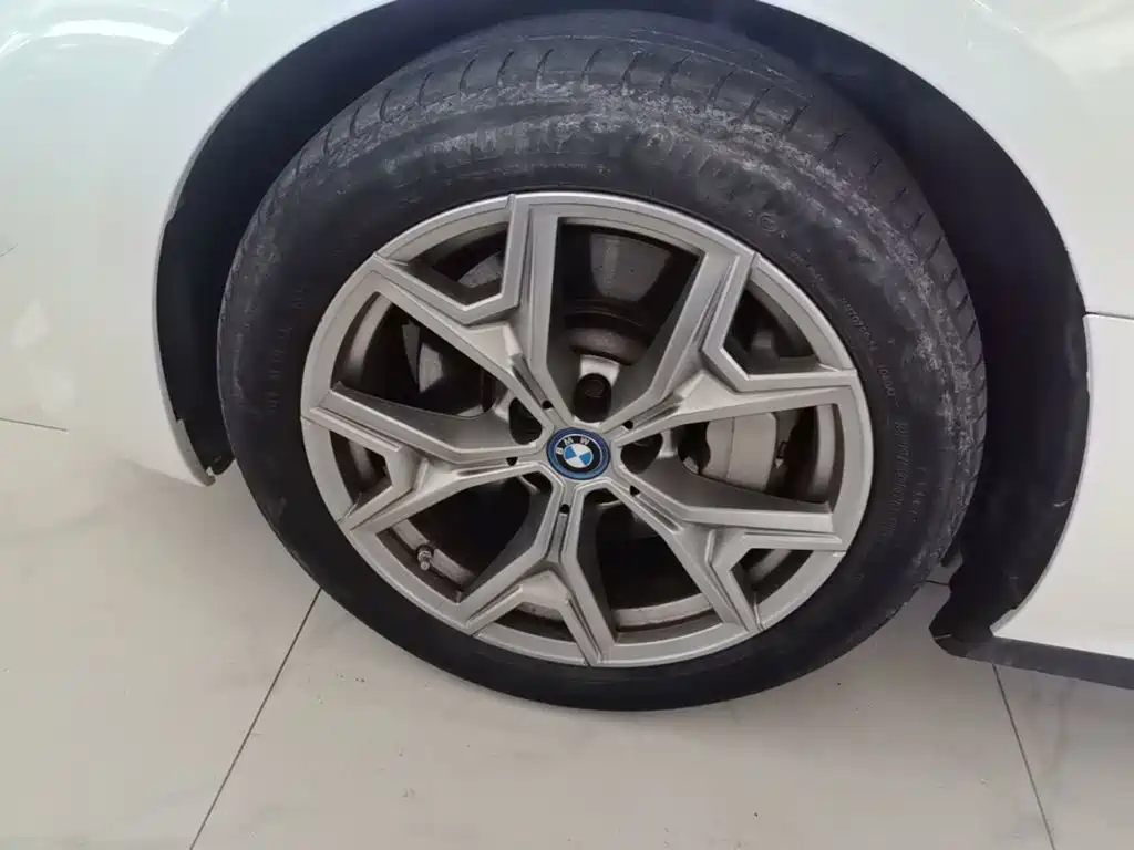 BMW i3 — фото 23