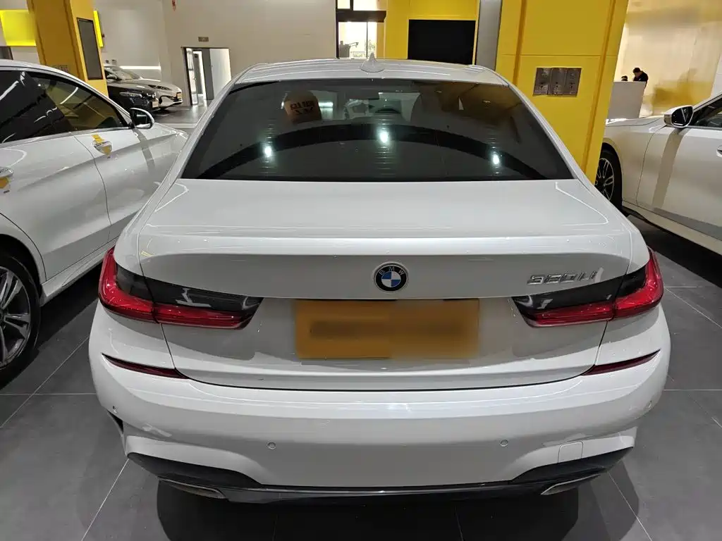 BMW 3 Series — фото 13