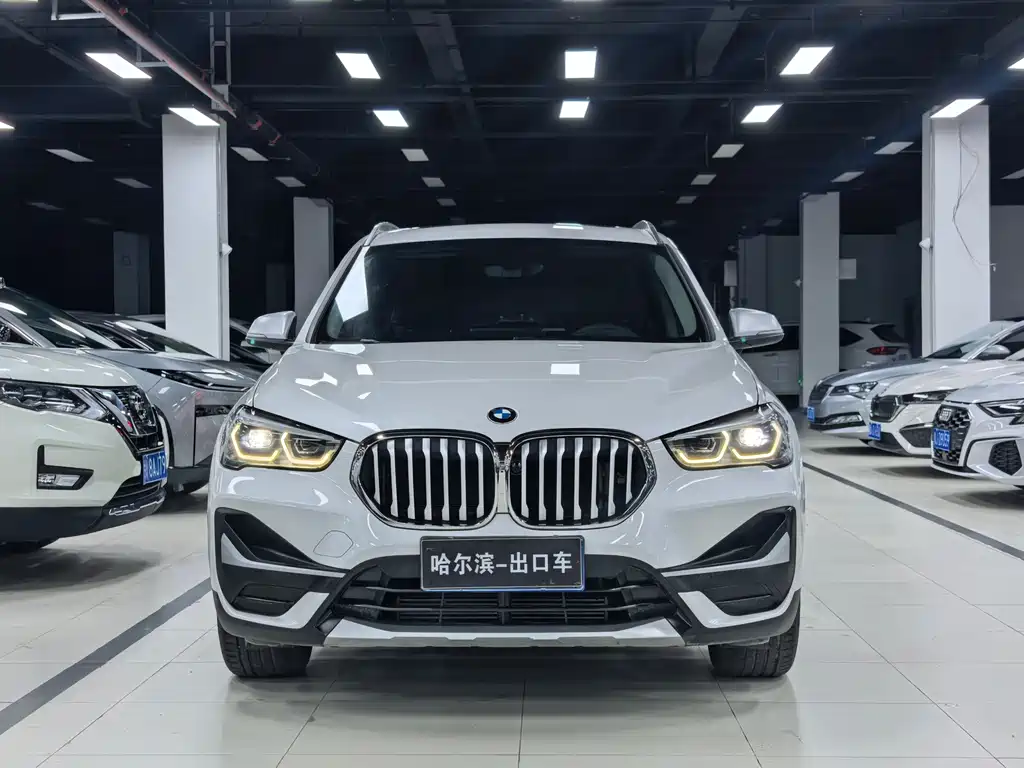 BMW X1 — фото 2