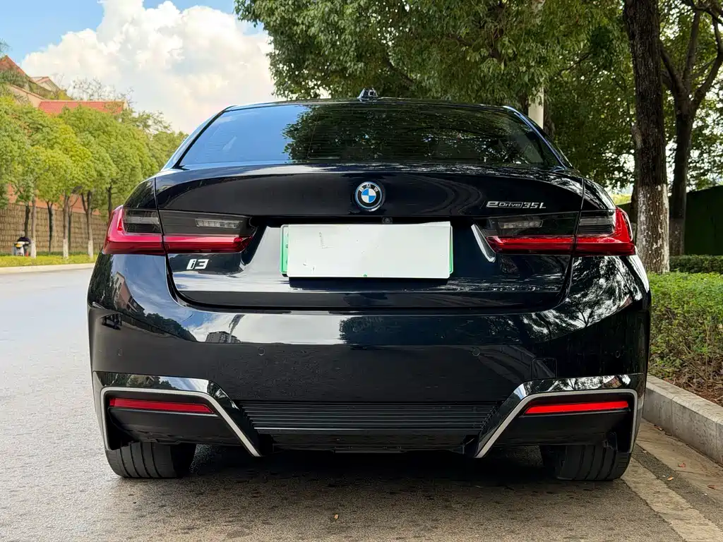 BMW i3 — фото 5