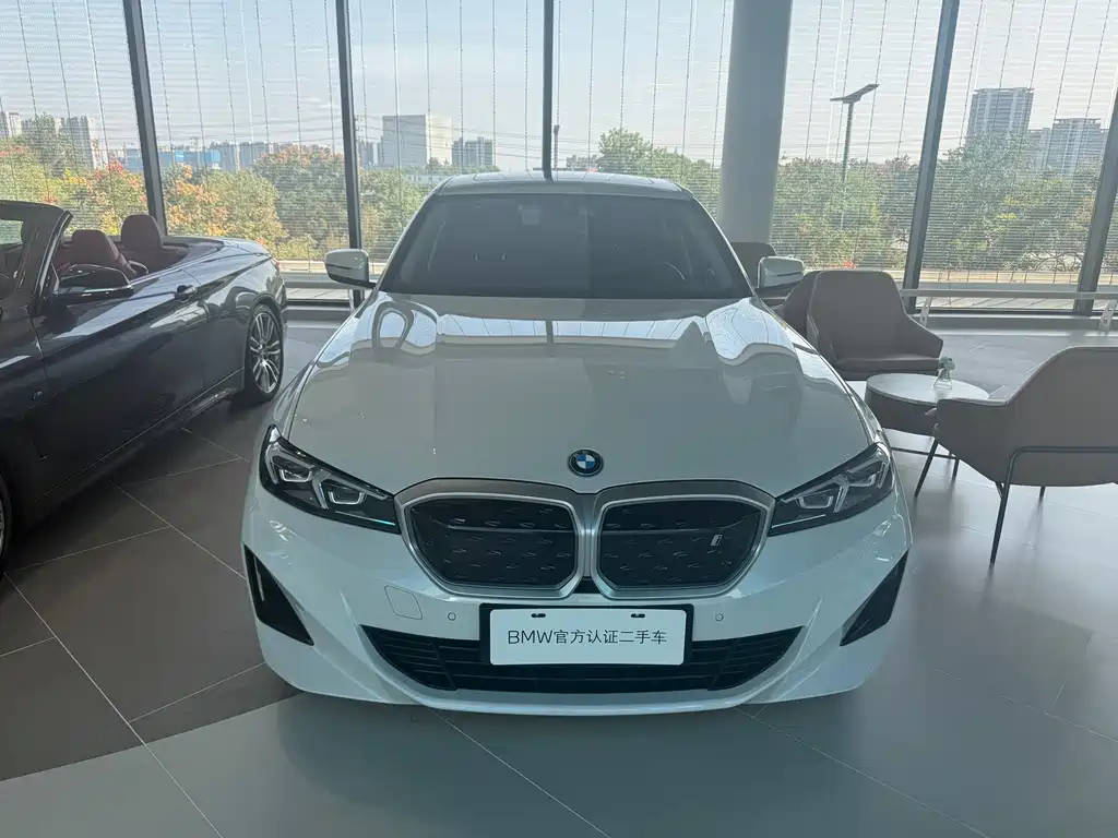BMW i3 — фото 9