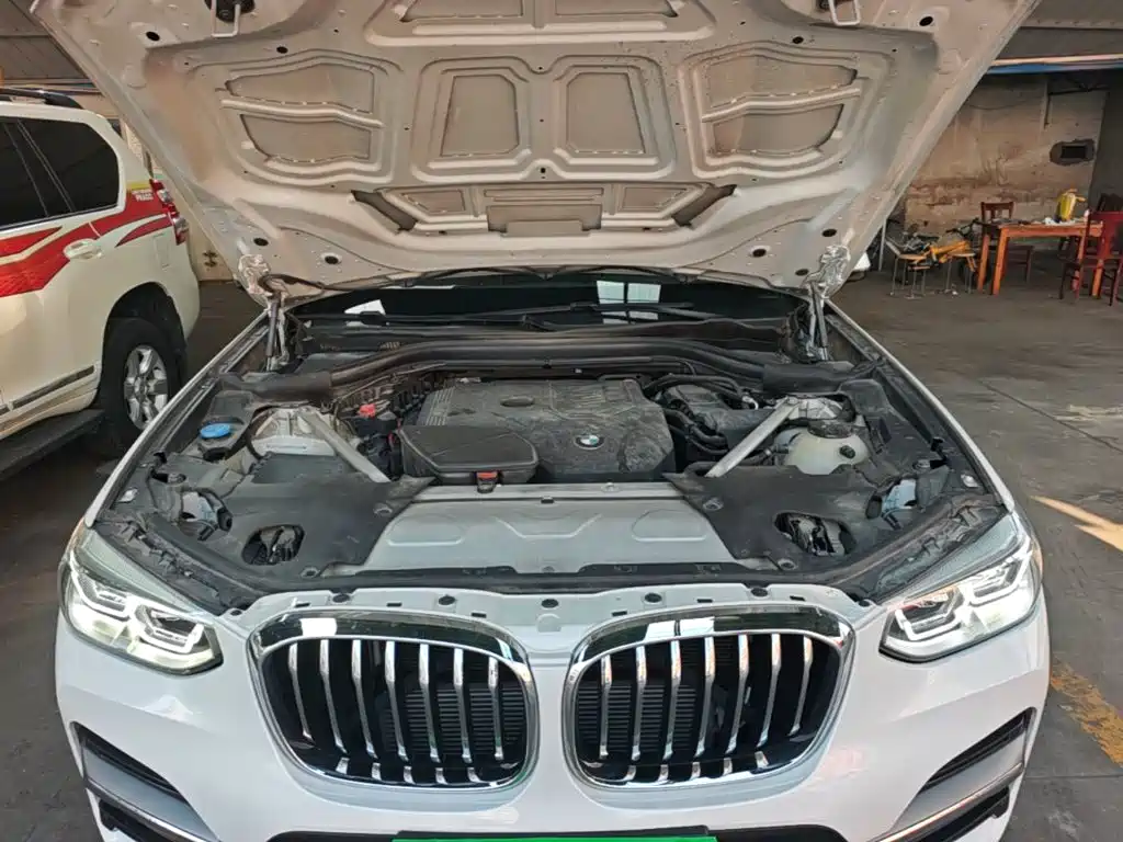 BMW X3 — фото 20