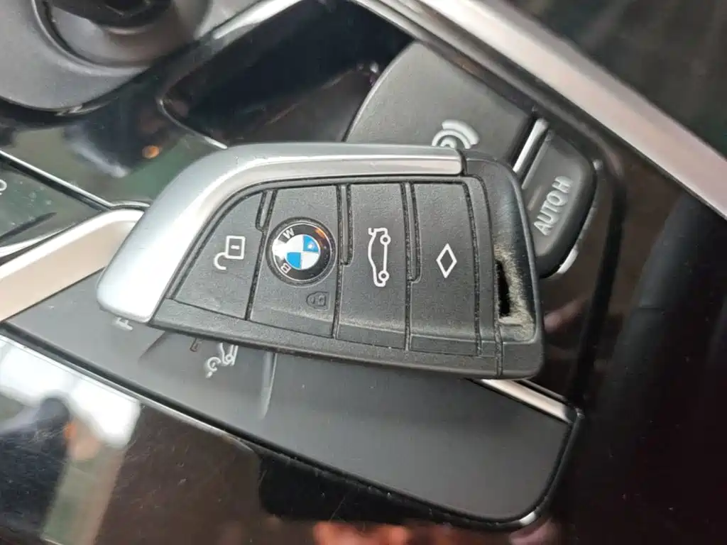 BMW X3 — фото 9