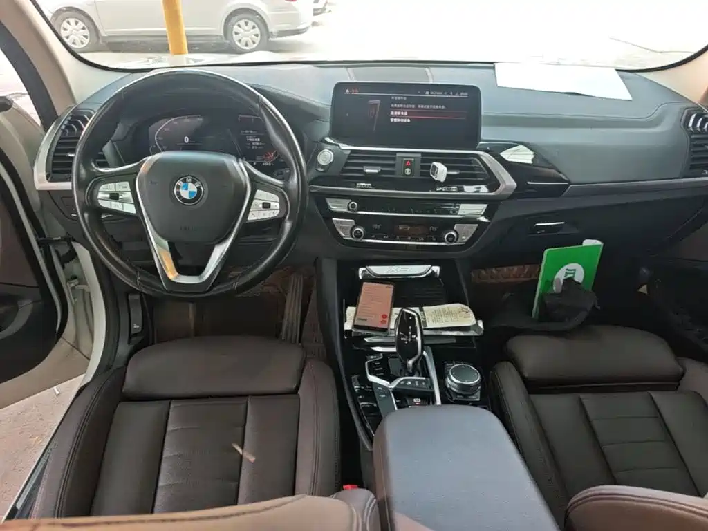 BMW X3 — фото 10