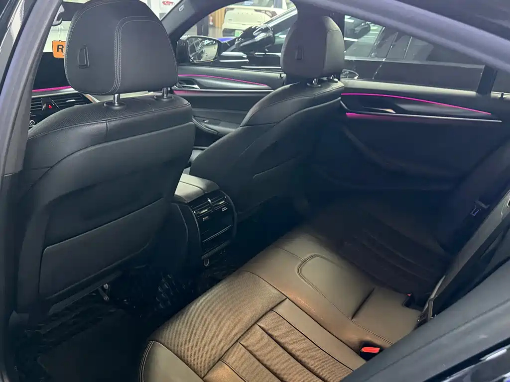 BMW 5 Series (Import) — фото 8