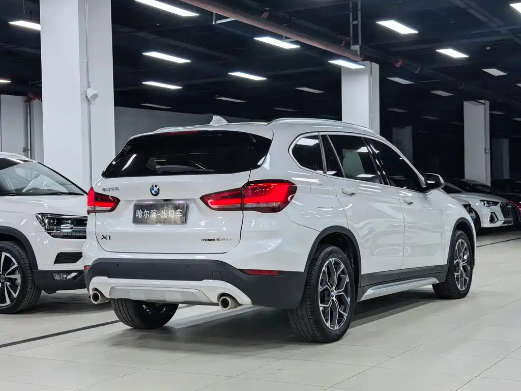 BMW X1 — фото 23