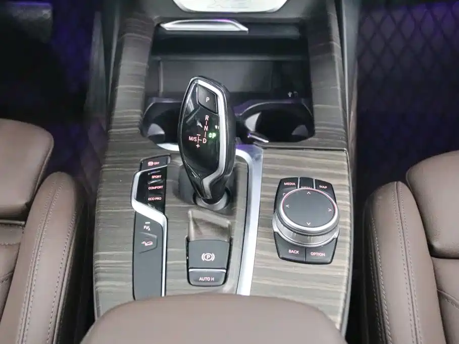 BMW X3 — фото 9