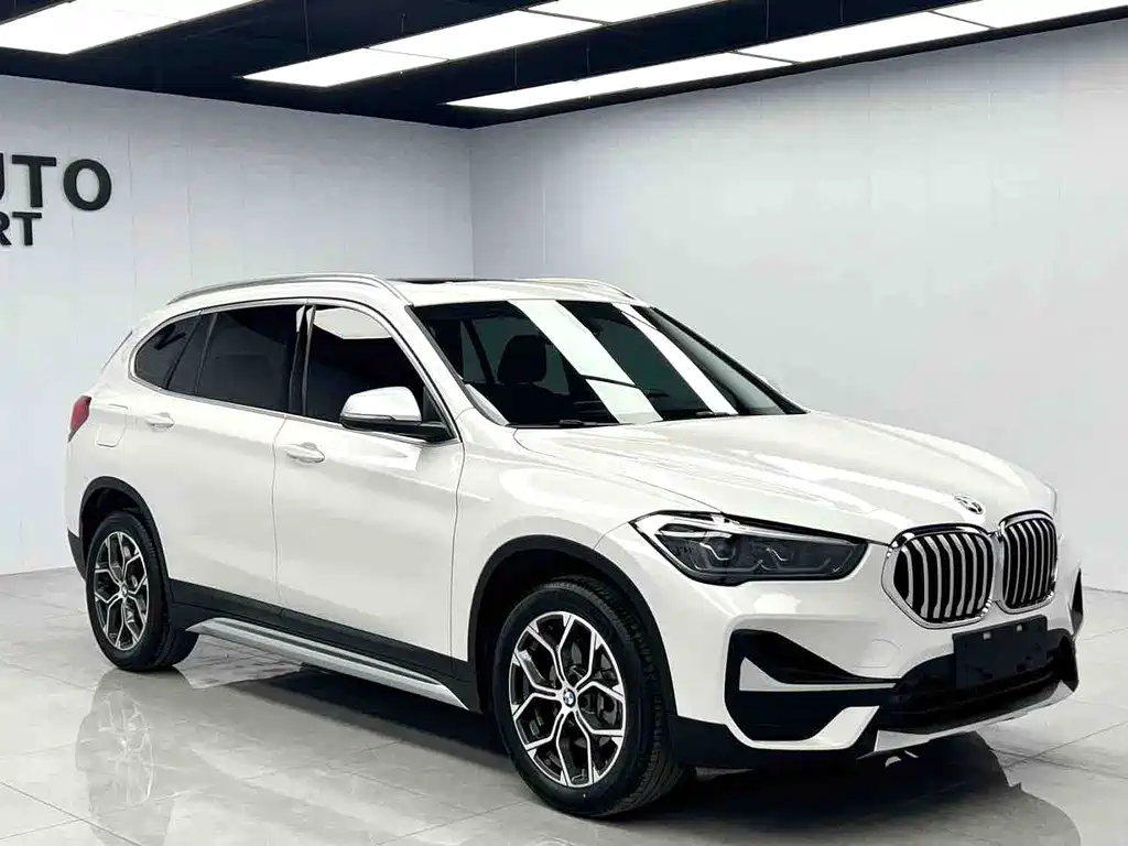 BMW X1 — фото 3