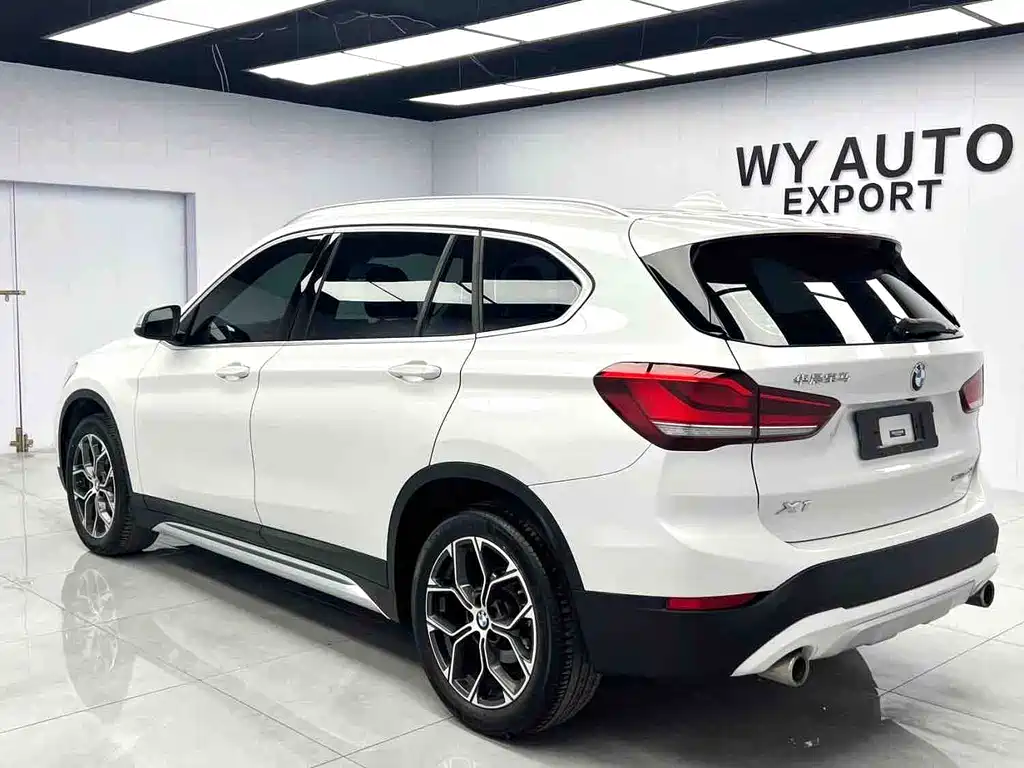 BMW X1 — фото 6