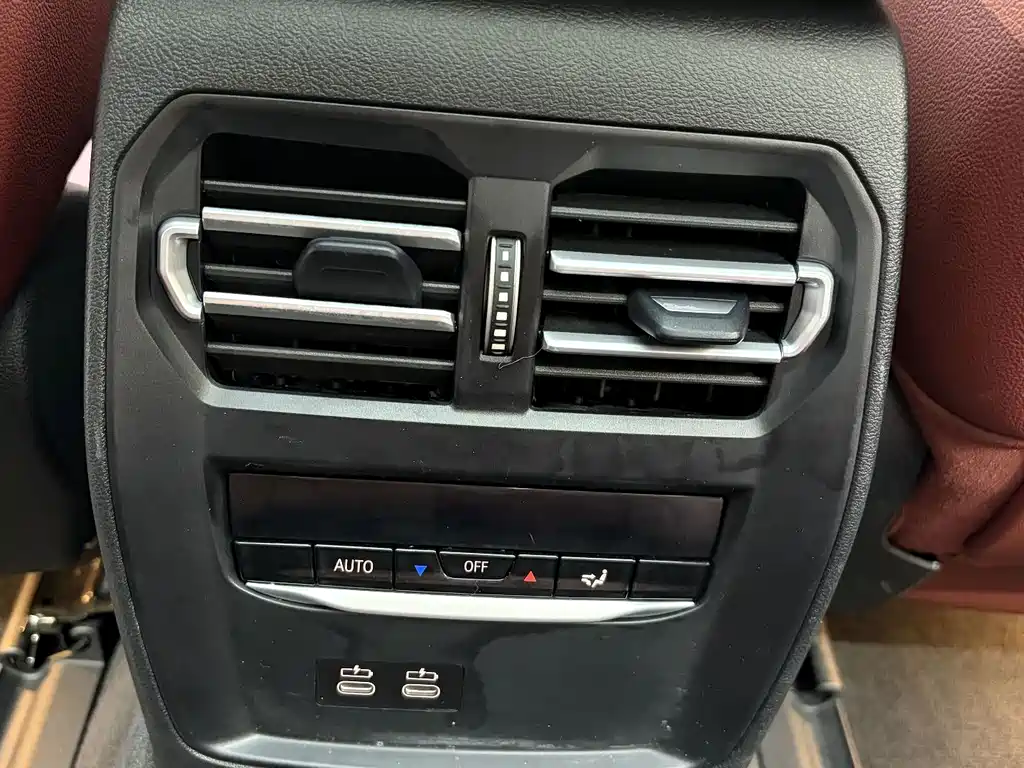BMW i3 — фото 14