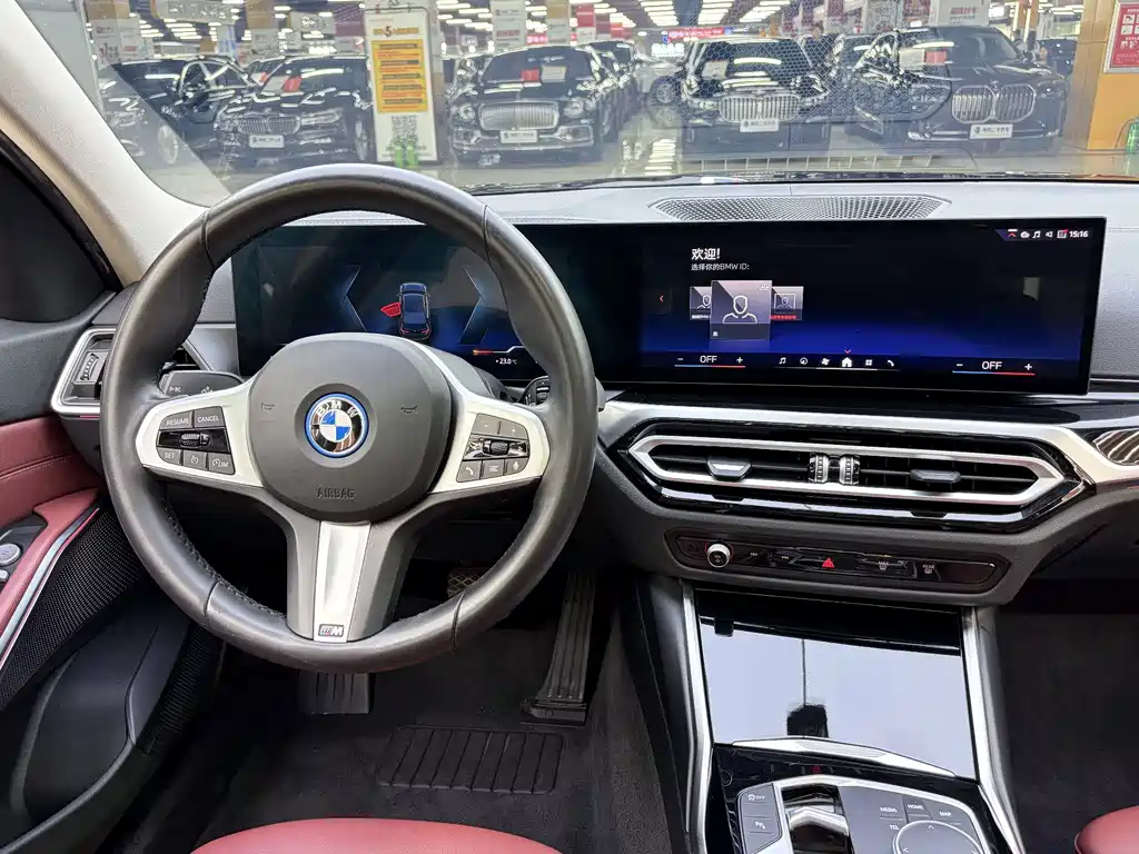BMW i3 — фото 4