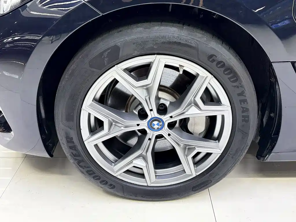 BMW i3 — фото 9