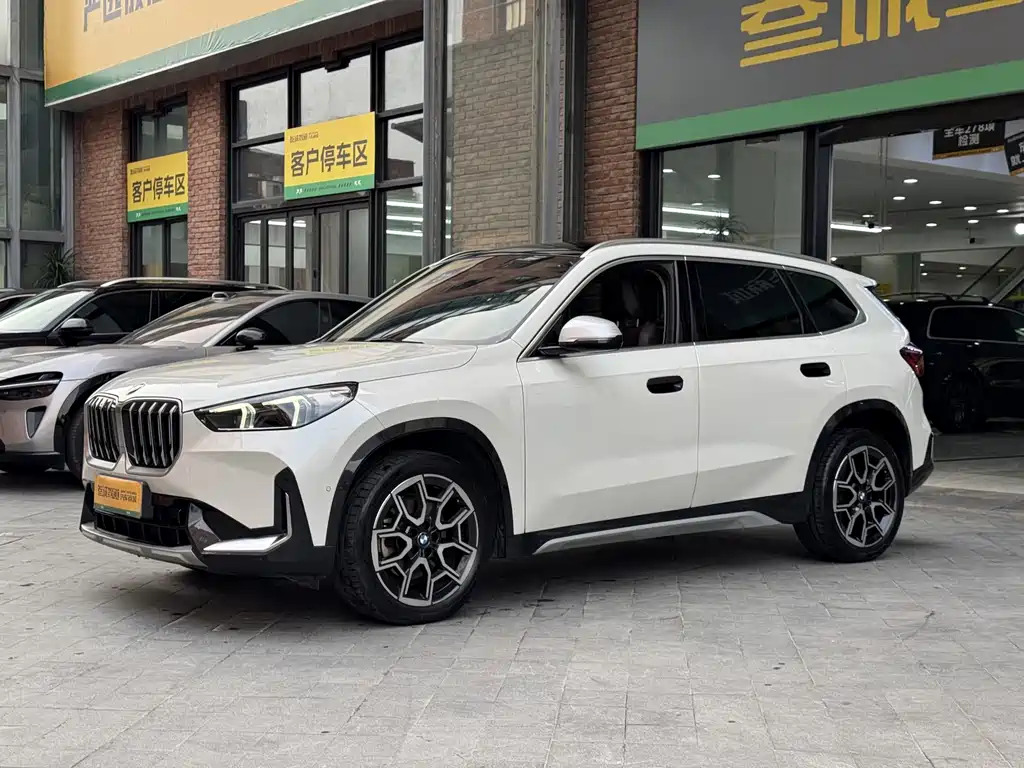 BMW X1 — фото 3