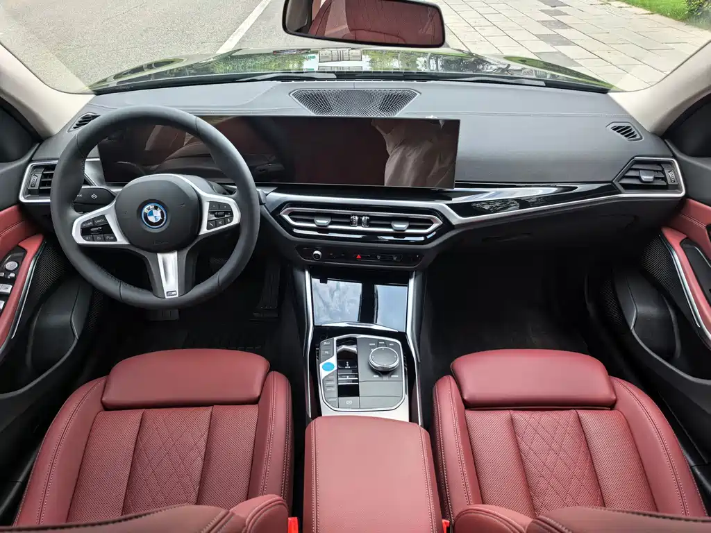 BMW i3 — фото 9