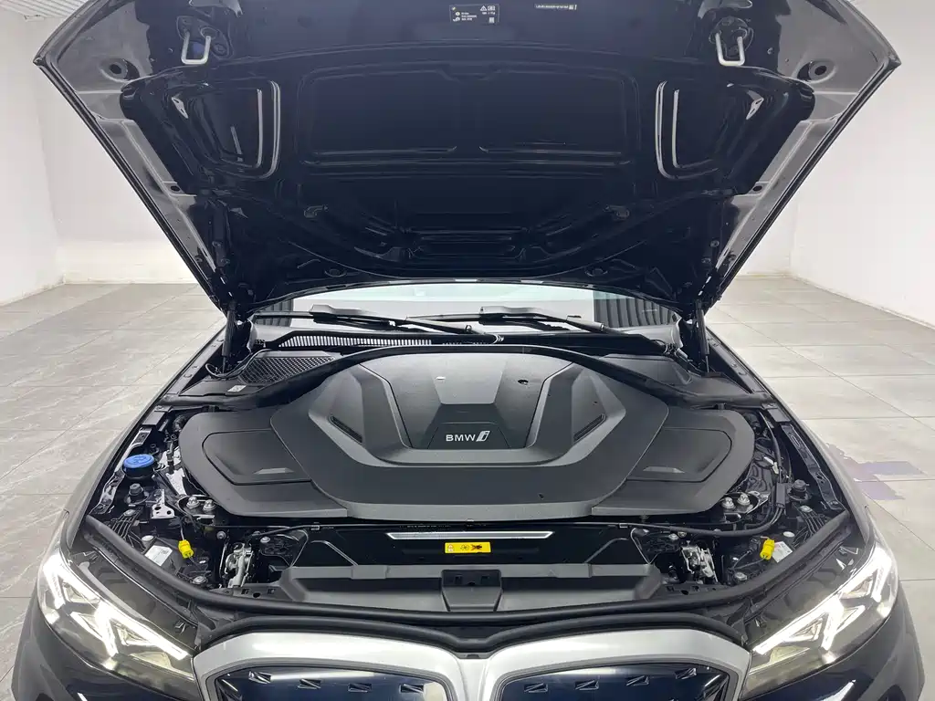 BMW i3 — фото 9