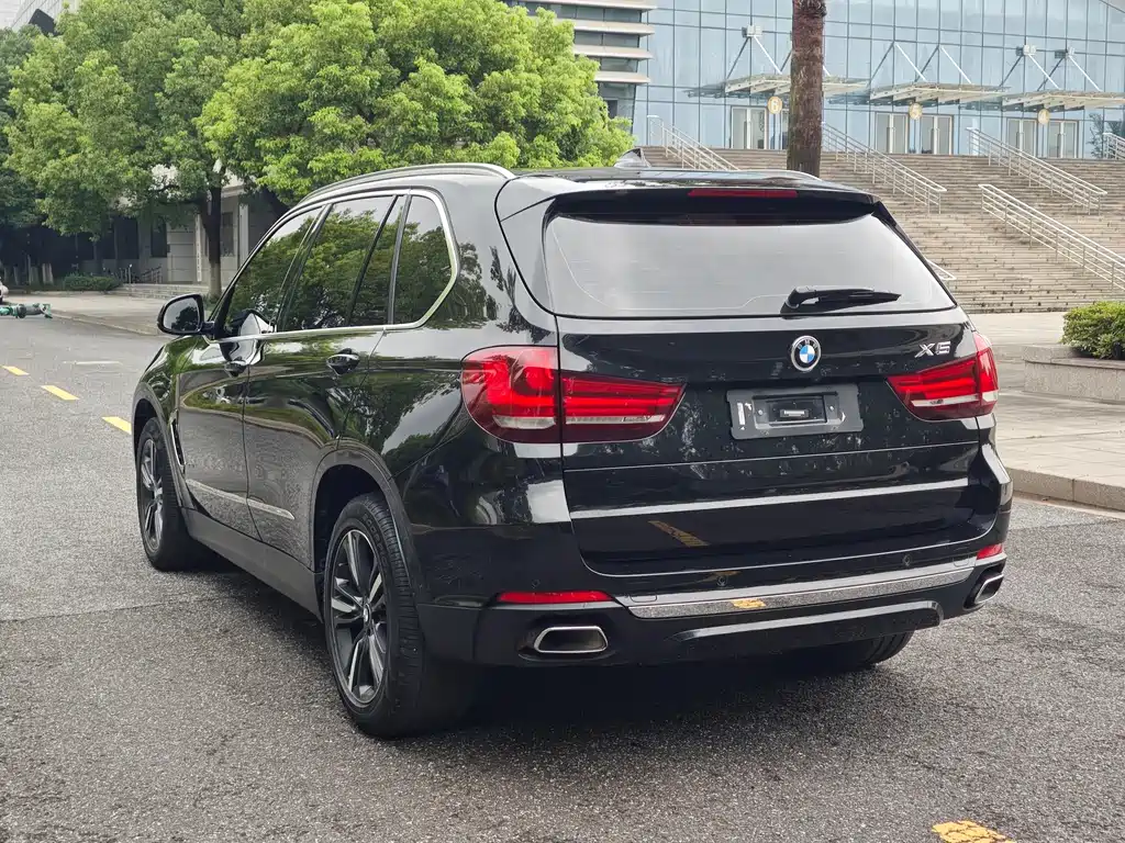 BMW X5 (Import) — фото 21